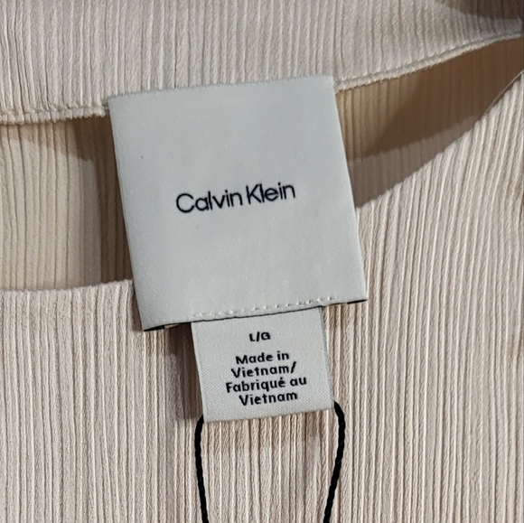 Calvin Klein Ruched Tan and Cream Cuffed Sleeve Blouse - Picture 3 of 7